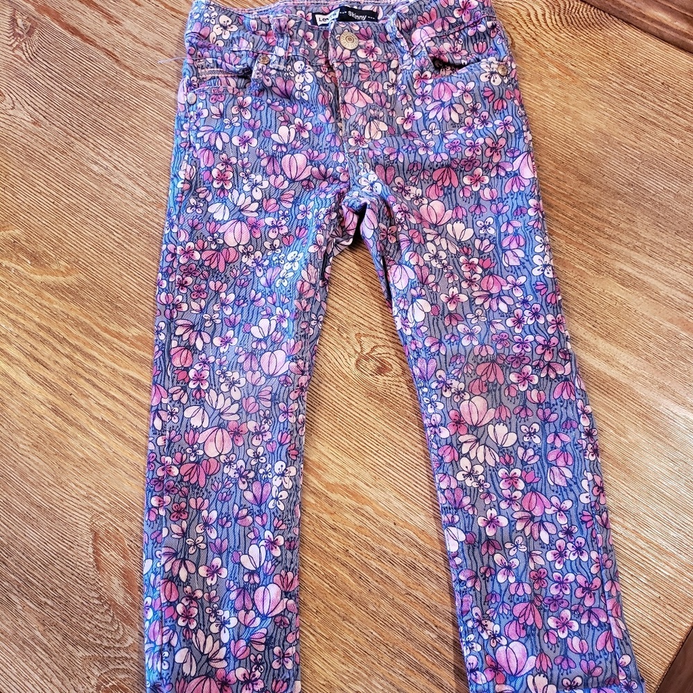 🤗 Levi's Skinny Jean (Size 3T)